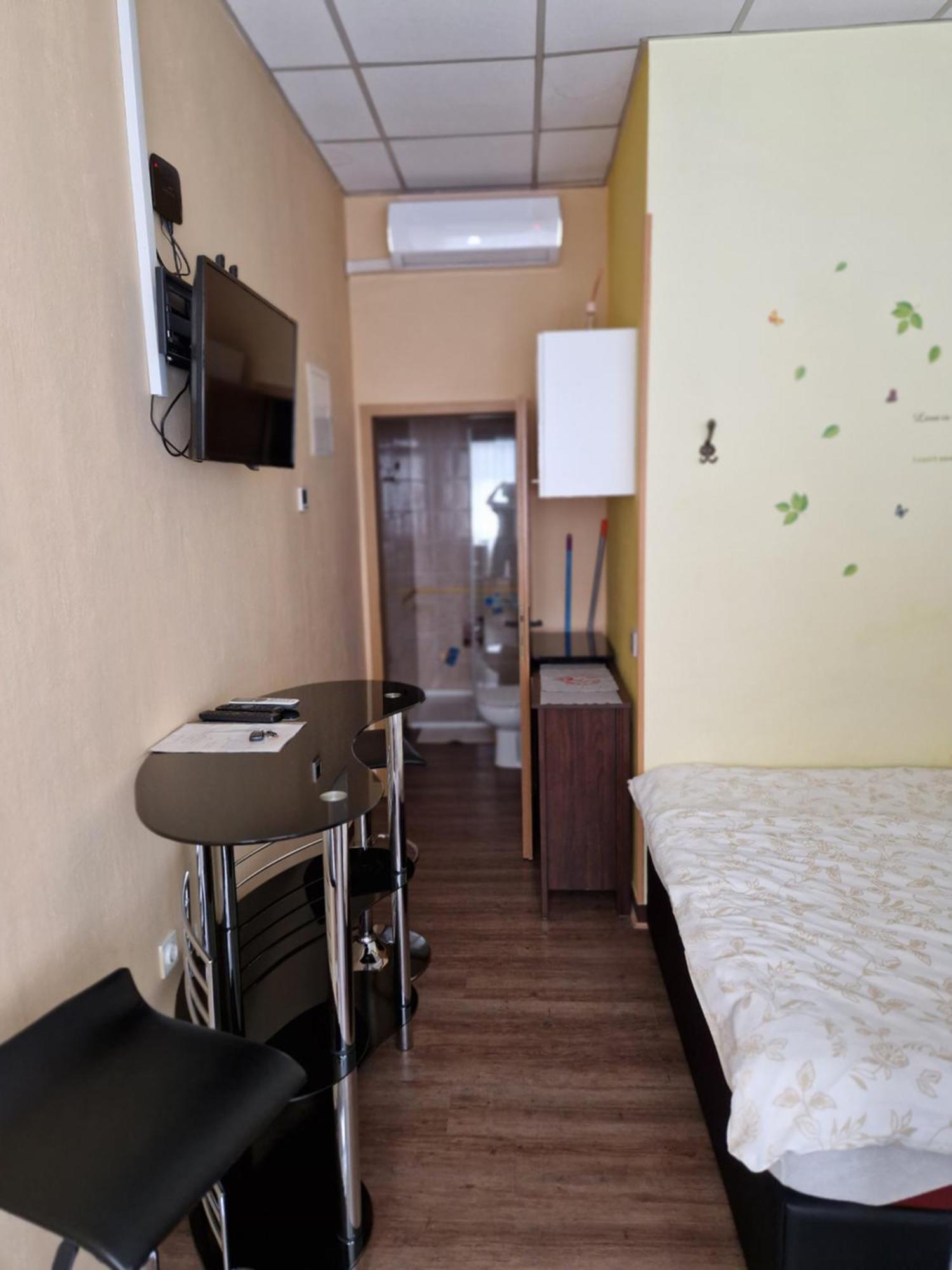 Studio Jesenice Luaran gambar